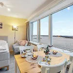 Lovely In Apartament *